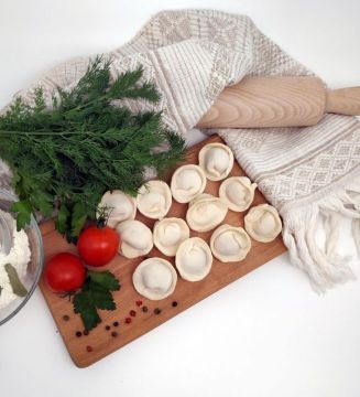 Пельмені «Домашні» зі свининою та яловичиною