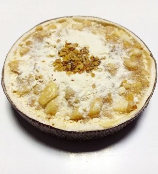 Пиріг з яблуками та заварним кремом