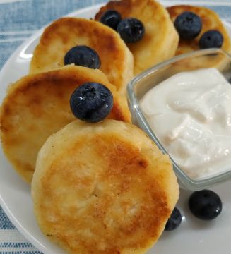 Сирники з чорницею