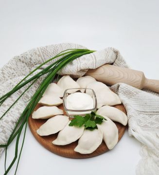 Вареники з картоплею та білими грибами